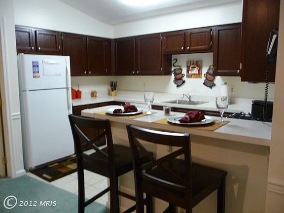 4th image of 11010 Koman Cir APT 201