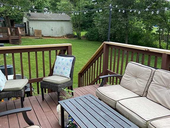 2nd image of 4035 Pine Dr