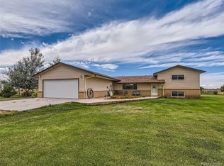 55125 E Wolf Creek Dr, Strasburg, CO 80136