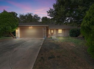 1402 Beth Ln, Round Rock, TX 78664