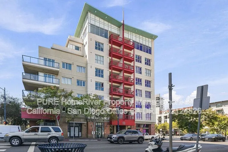875 G St #409