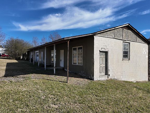 2nd image of 201 Happy Valley Rd