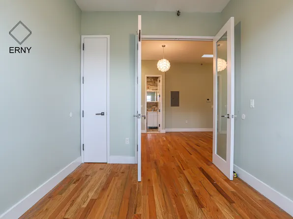 1285 Madison Street image 5 of 7