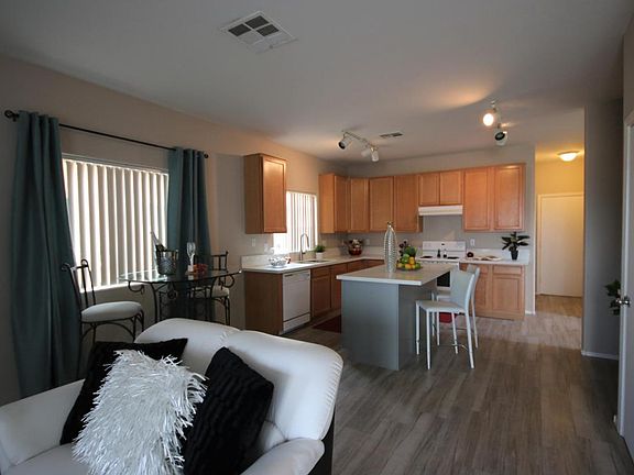 3rd image of 41165 N Cambria Dr
