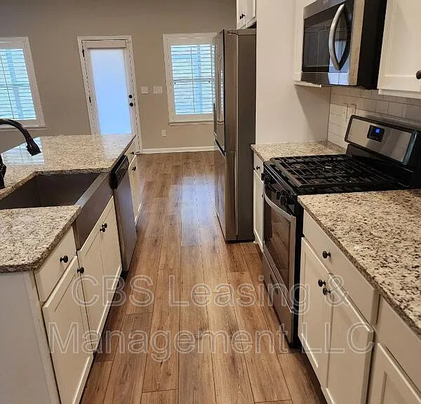 2112 Sequoia Dr — Photo 11