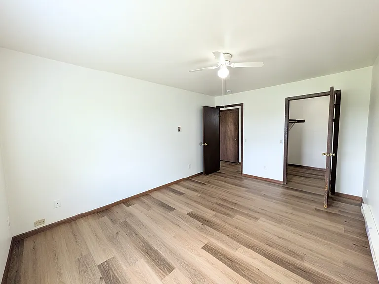 206-208 Sunset Ln — Photo 7