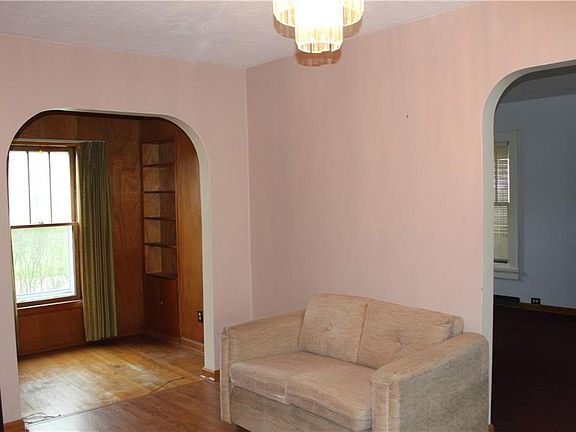 3rd image of 560 Wesleyan Ave