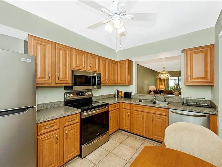5219 Lake Village Dr #21 — Photo 14