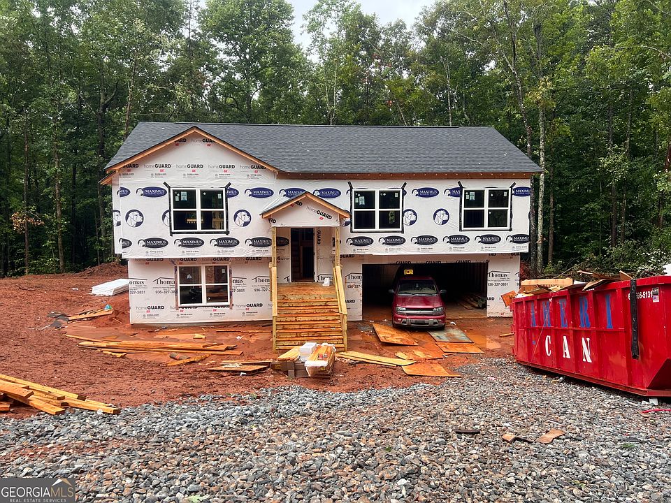 1st image of 270 Stonington Dr