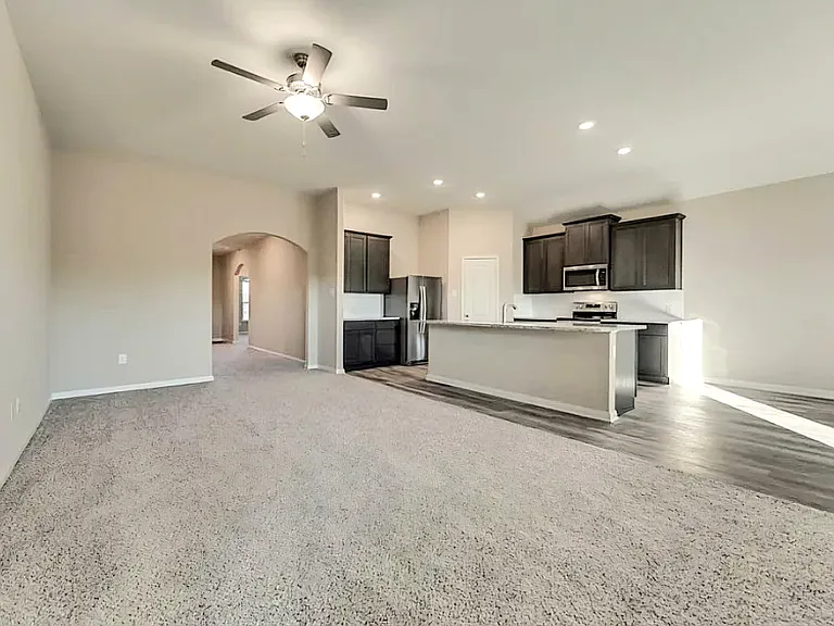 2304 Dahlia Way — Photo 5