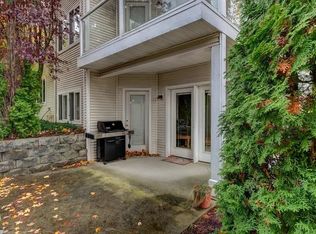 12406 SE 31st St APT 101, Bellevue, WA 98005
