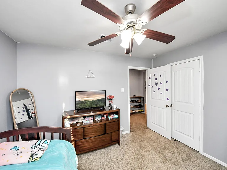 3030 Dripping Springs Ct — Photo 9