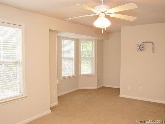 5th image of 16919 Bridgeton Ln