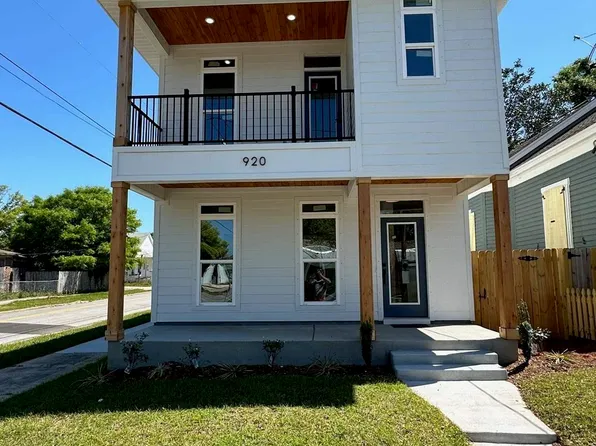 920 Dr Martin Luther King Jr Dr, Pensacola, FL 32501
