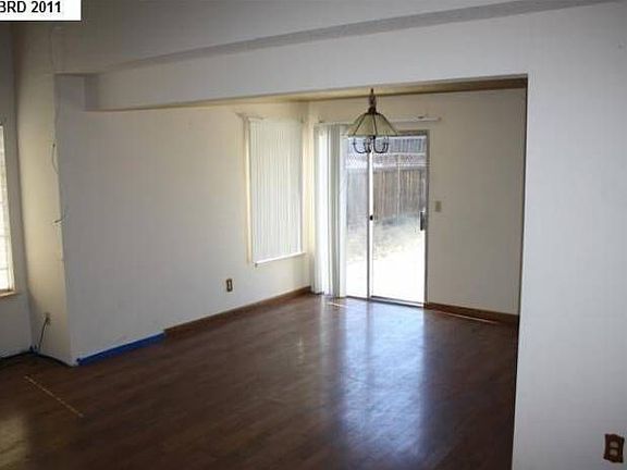 2nd image of 245 Spindrift Ct