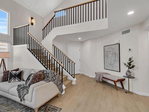 4th image of 852 Southshore Dr