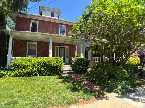 31 W 3rd St