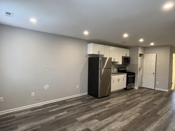 1800 Jackson St #2, Philadelphia, PA 19145