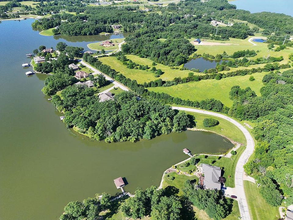1st image of 1810/1812 W Shore Dr