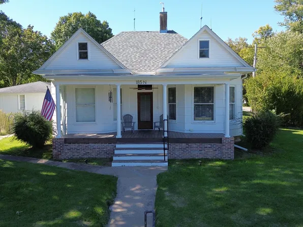 185 N Barnett St, Nauvoo, IL 62354