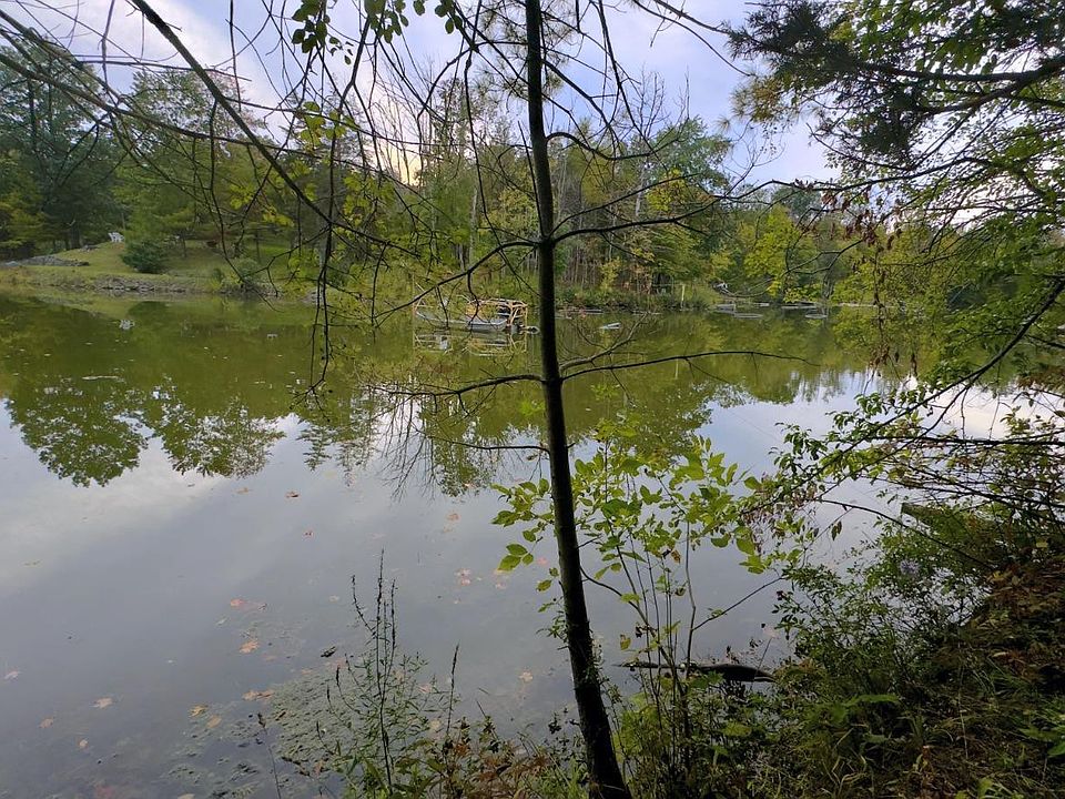 2nd image of 1475 Sleepy Hollow Road