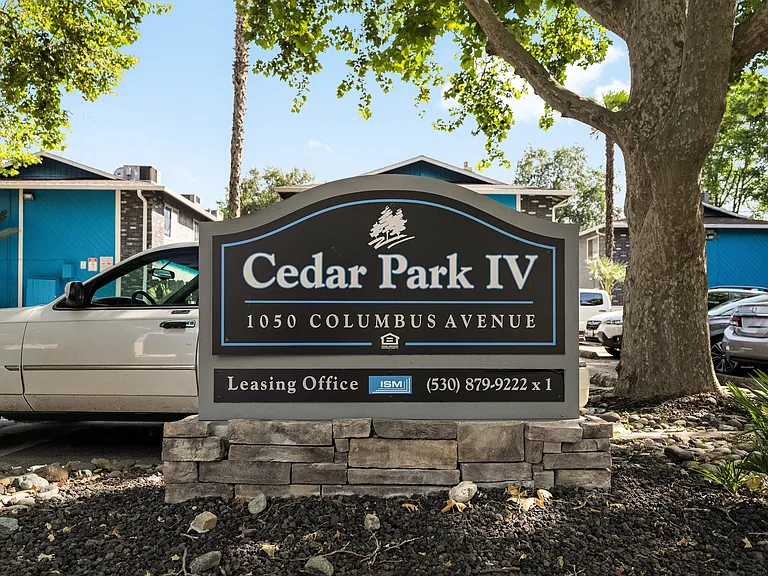 Cedar Park Apartments — Photo 39