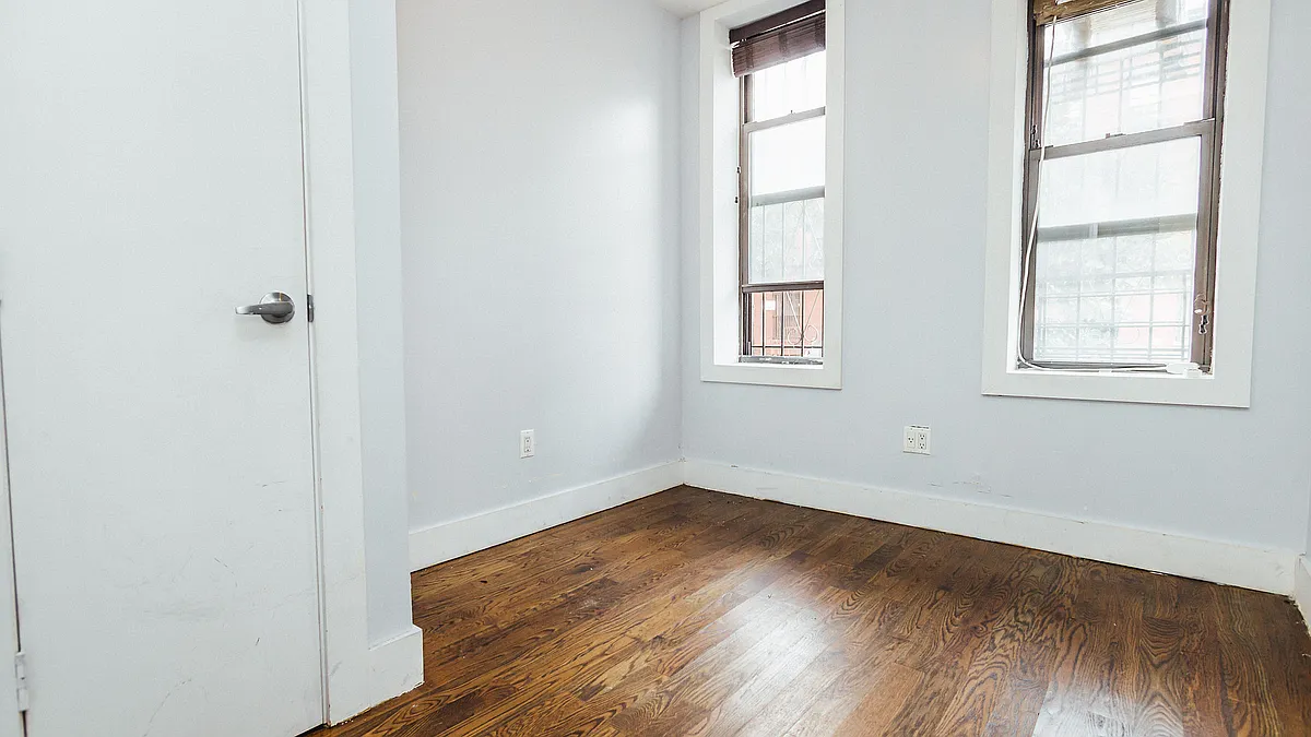 Building Photo - 891 Bergen St #3L