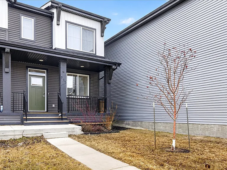 535 Paterson Way SW — Photo 5