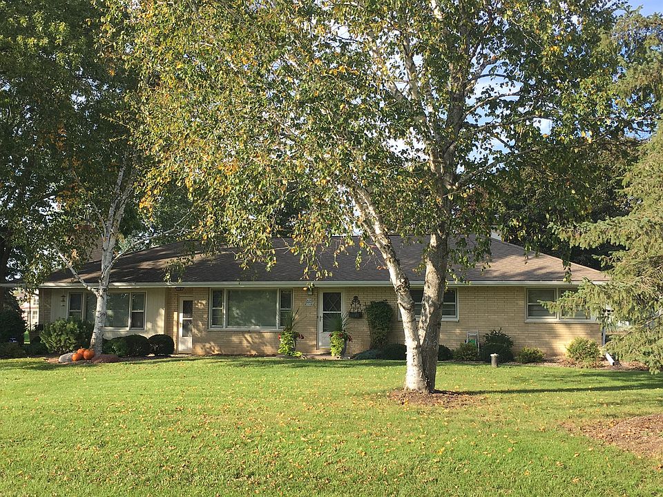 1st image of N59W21688 Silver Meadows Dr