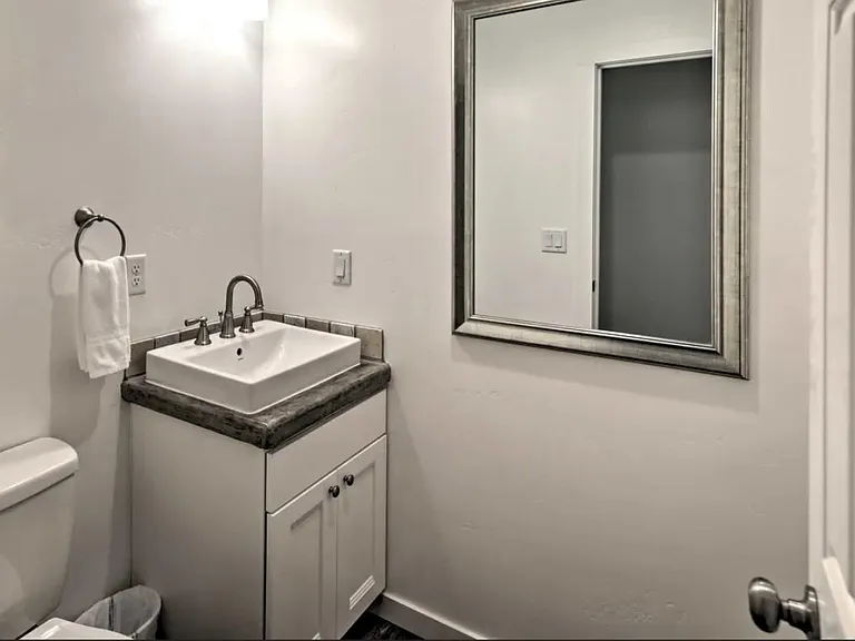 Modern bathroom