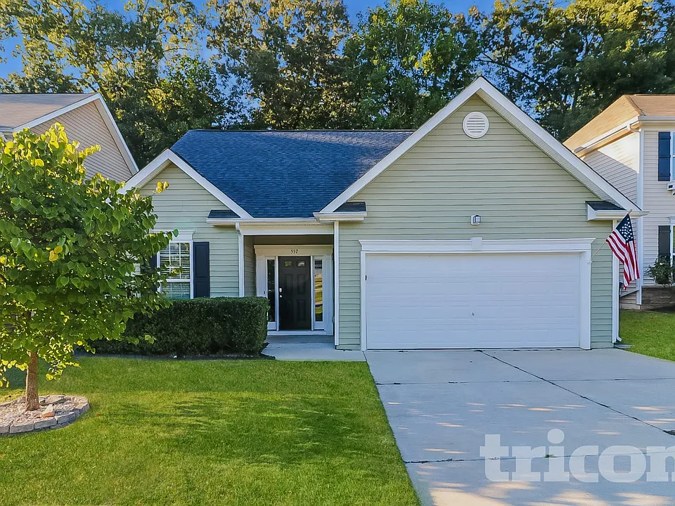 557 McCarthy Dr