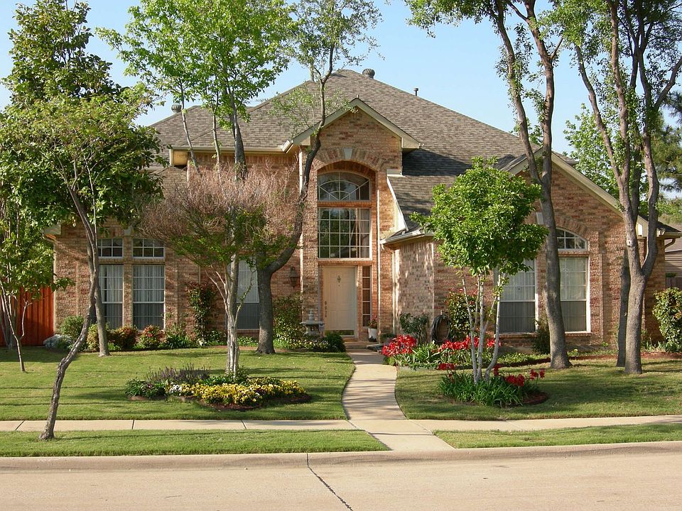 1st image of 8121 McGuire Ln