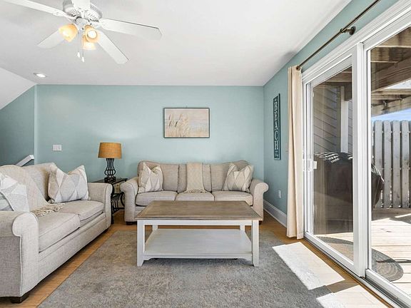 5th image of 161 Parkside Cir