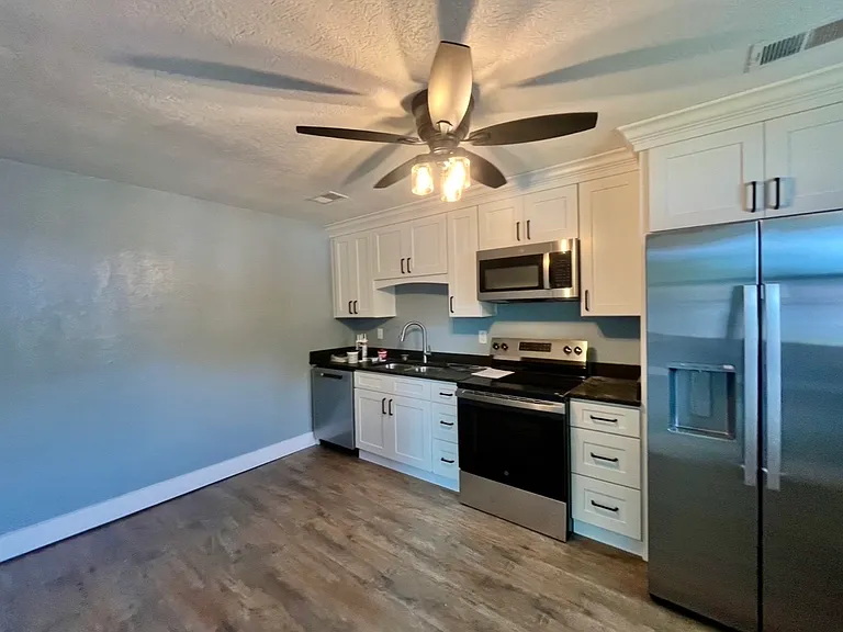 29 Shady Ln — Photo 4