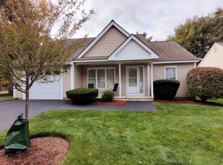 4 Lexington Ct, Hudson, NH 03051