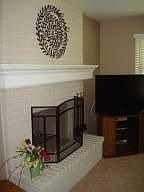 4th image of 3325 Grandview Dr