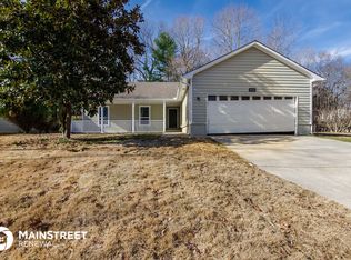 9516 Rainbow Forest Dr, Charlotte, NC 28277