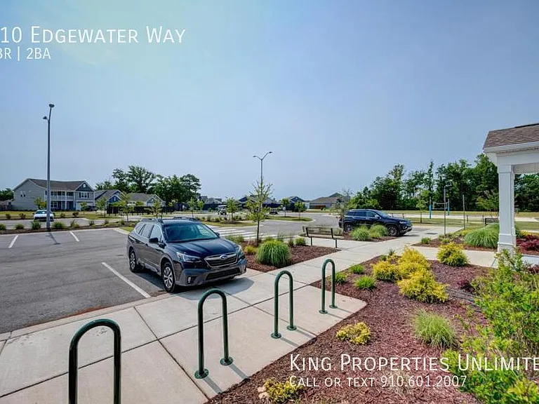 410 Edgewater Way — Photo 37