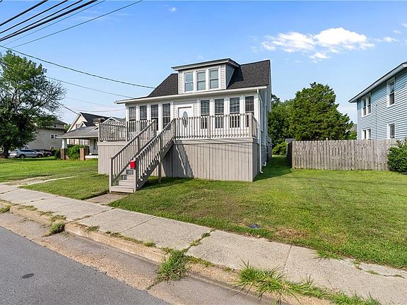 2nd image of 1226 Poquoson Ave