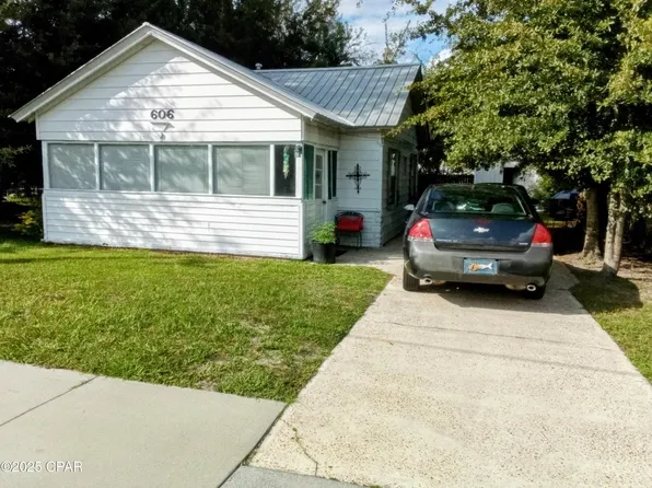 606 W 10th St, Lynn Haven, FL 32444