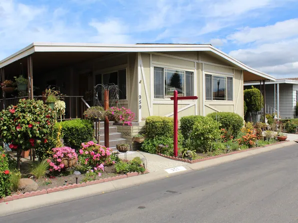 959 Fall River Dr, Hayward, CA 94544
