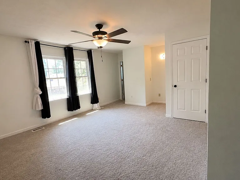 2 Eisele Ct — Photo 6