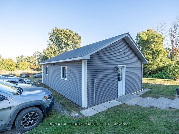 5th image of 2150 Service Rd