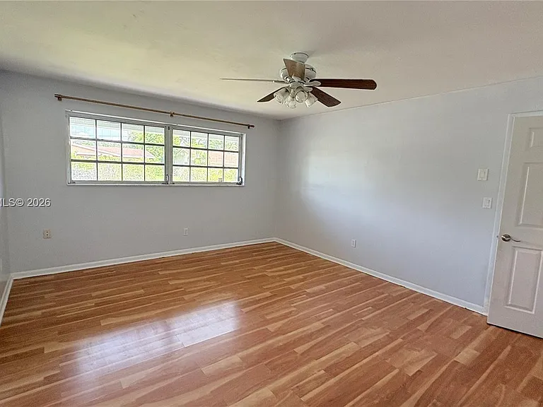 4440 NW 4th Ct — Photo 5