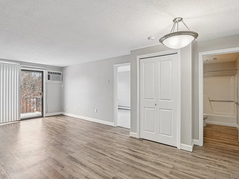 20-web-or-mls-135 Elm St 84-S0412-001