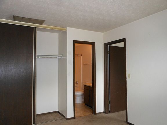 5th image of 840 Patty Dr APT C