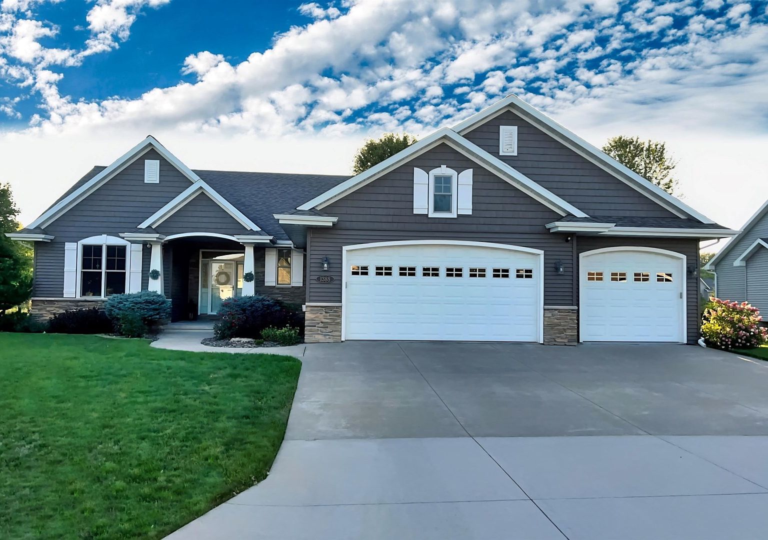 1388 Whispering Pines Ln, Neenah, WI 54956 MLS 50280031 Zillow