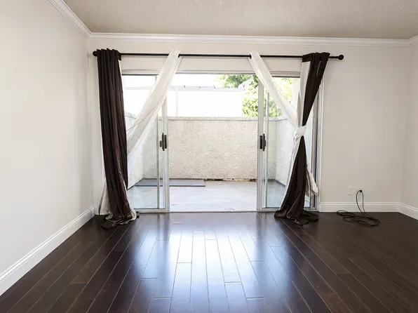20134 Leadwell St Unit 167, Winnetka, CA 91306
