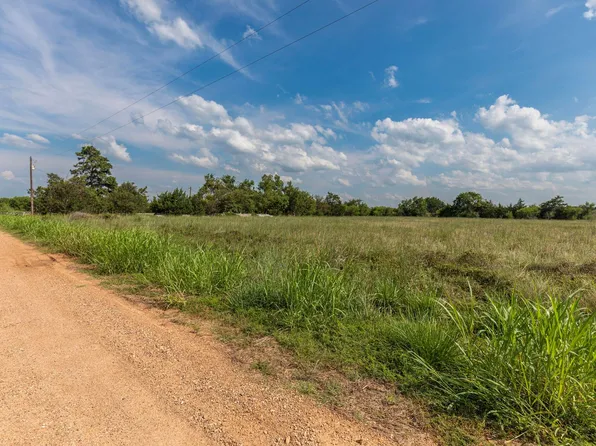 Langberg Rd, Bellville, TX 77418