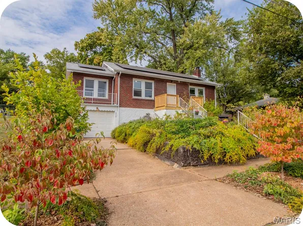 215 Bruce Ave, Saint Louis, MO 63135